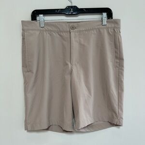 Vineyard Vines Performance Stretch 8” Sandbar Shorts in Khaki, size 32